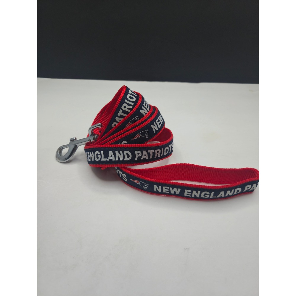 NFL New England Patriots Dog Leash 6ft Red Blue White Logo Pet Walking Accessory